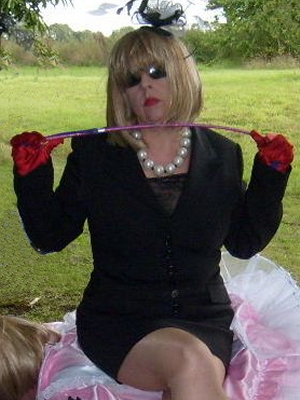 Photo of Mistress Lady Penelope in Medway Towns, Kent